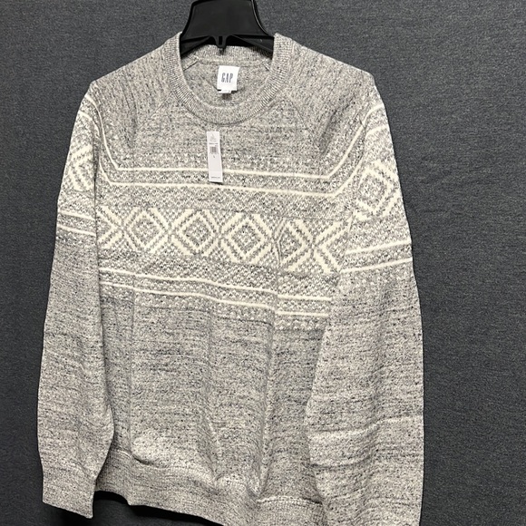 NWT - GAP Factory Men's Fair Isle Raglan Sweater, Light Gray - Size Large - Picture 4 of 11